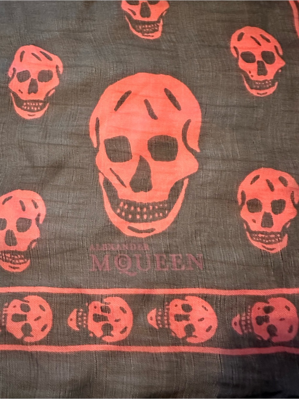 Alexander McQueen Grey 100% Silk Scarf with Pink Skull Print